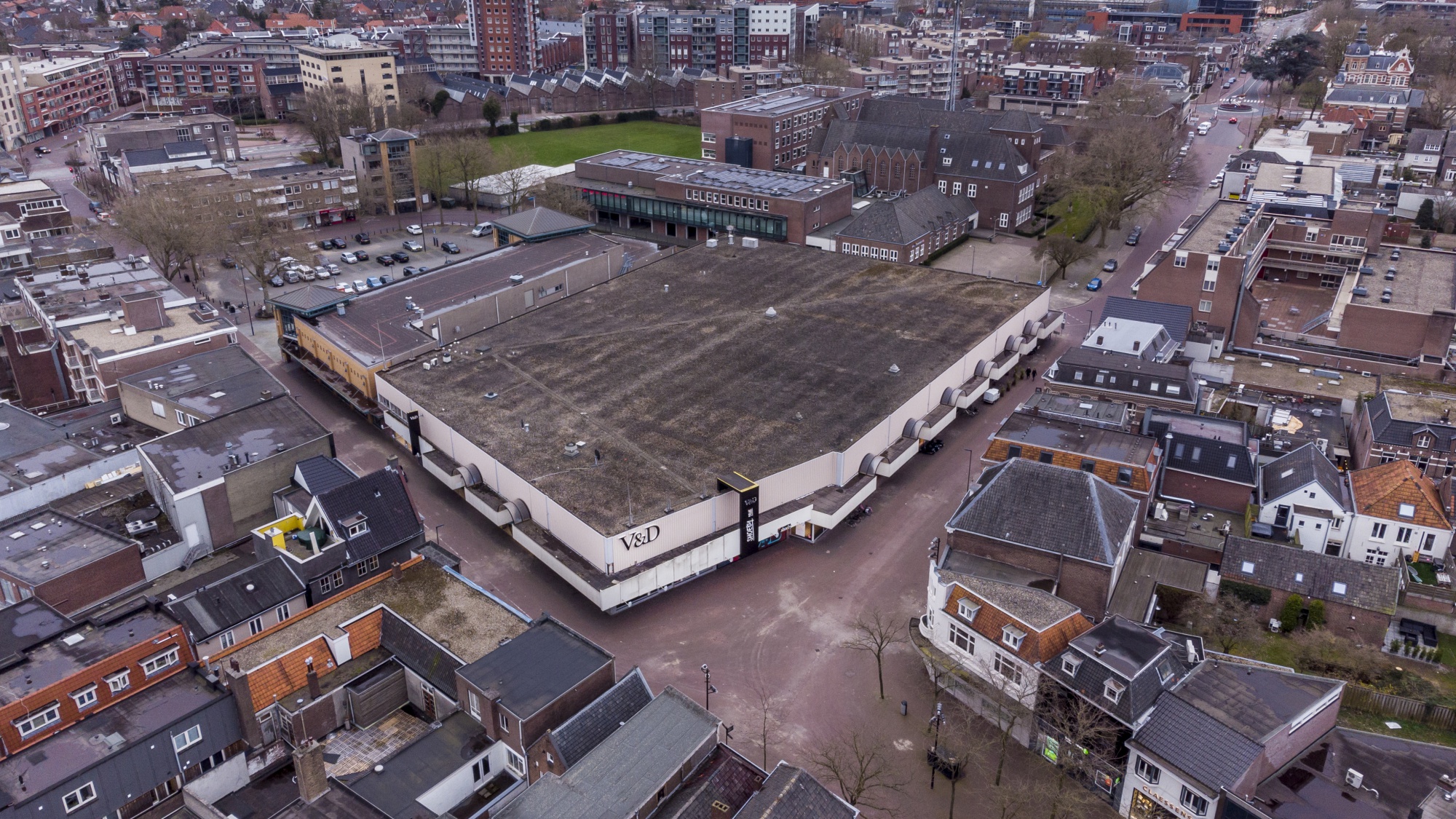 Foto vanaf de kerktoren waar de webcam is geplaatst.