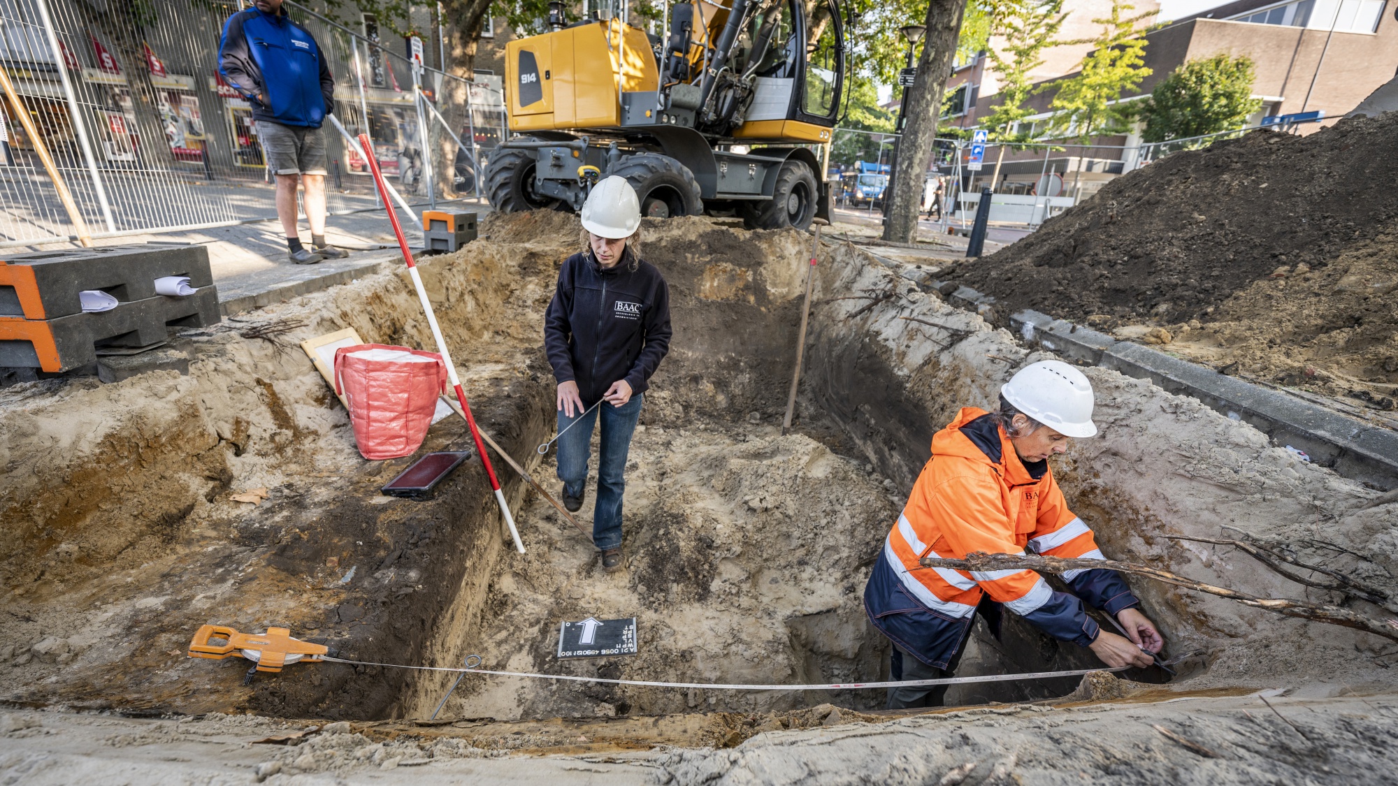 Onderzoek door het bureau voor Archeologie en Bouwhistorie 