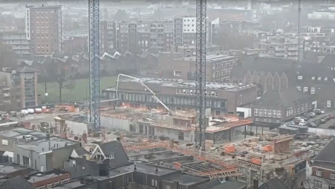 Overzichtsfoto van het einde van de timelapse waarin de progressie van de bouw te zien is